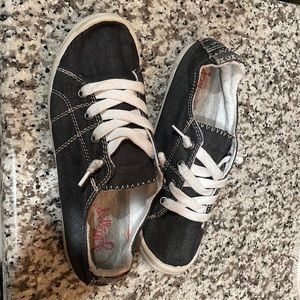 Jelly pop comfort fit shoes size 8m